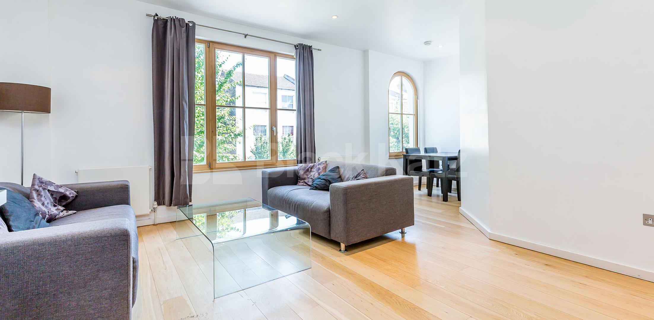 Stunning two bedroom with great space located in a great area Kingsdown Road, Holloway